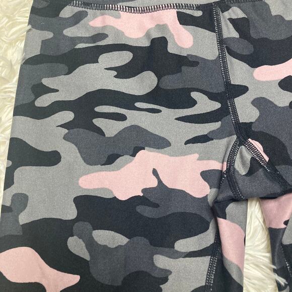 Calvin Klein performance wick camouflage athletic biker shorts - Picture 4 of 13